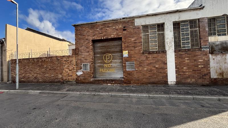 To Let commercial Property for Rent in Maitland Western Cape